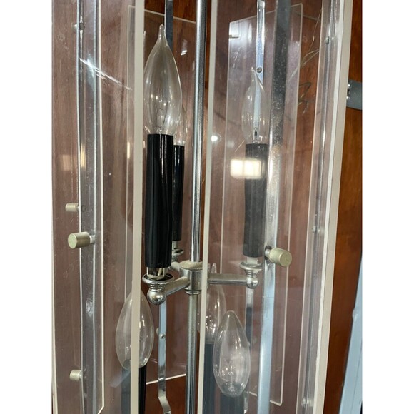 Stunning vintage lucite hanging lighting - Picture 2 of 6